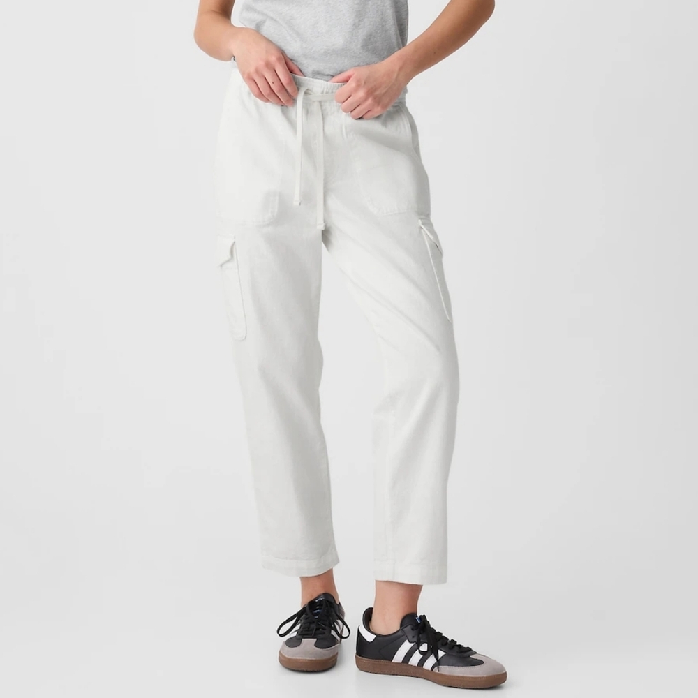 Gap Easy Cropped Cargo Jeans